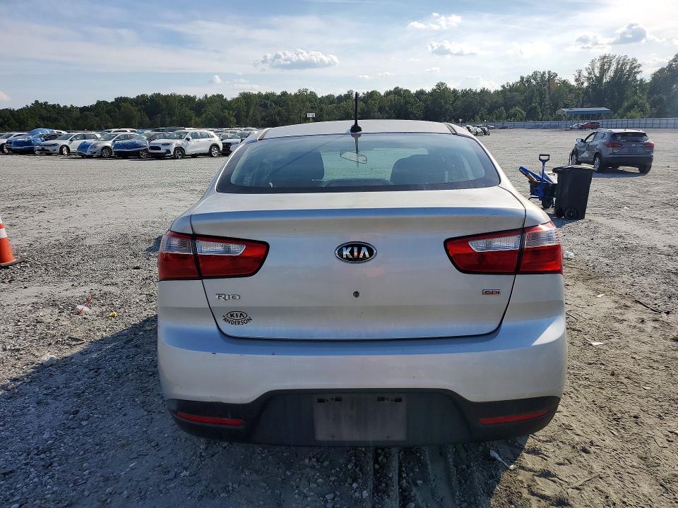 Фото 6 с аукциона – 2014 KIA RIO с VIN KNADM4A32E6413769