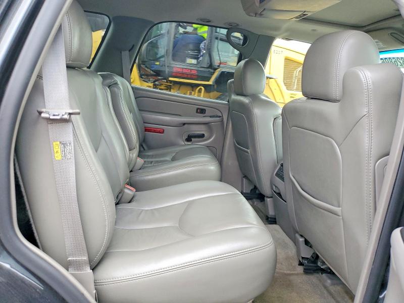 Zdjęcie 11 z aukcji – 2005 GMC YUKON z VIN 1GKEK13T15J153147