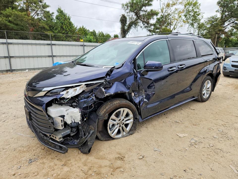 TOYOTA SIENNA 2026 с VIN 5TDYSKFC0TS248678 - Снимка от търг