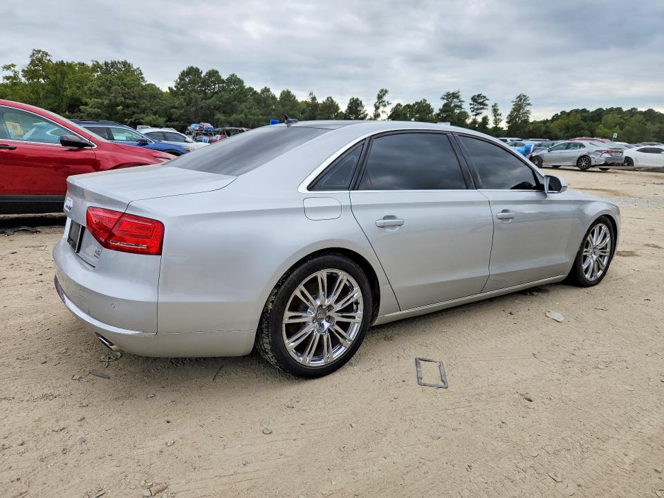 صورة رقم 3 من المزاد - 2012 AUDI A8 مع VIN WAURVAFD9CN006120