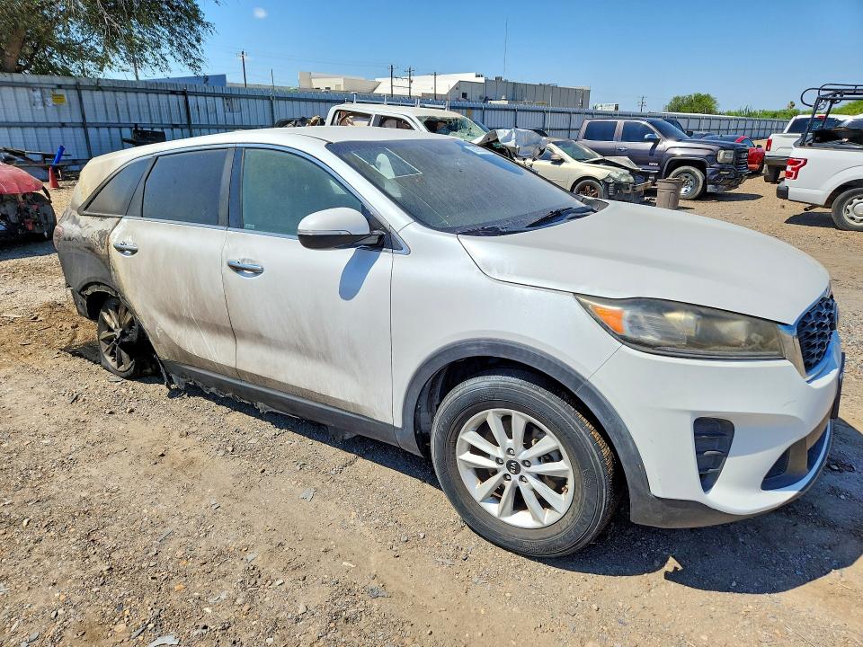Photo 4 from auction – 2019 KIA SORENTO with VIN 5XYPG4A58KG440301