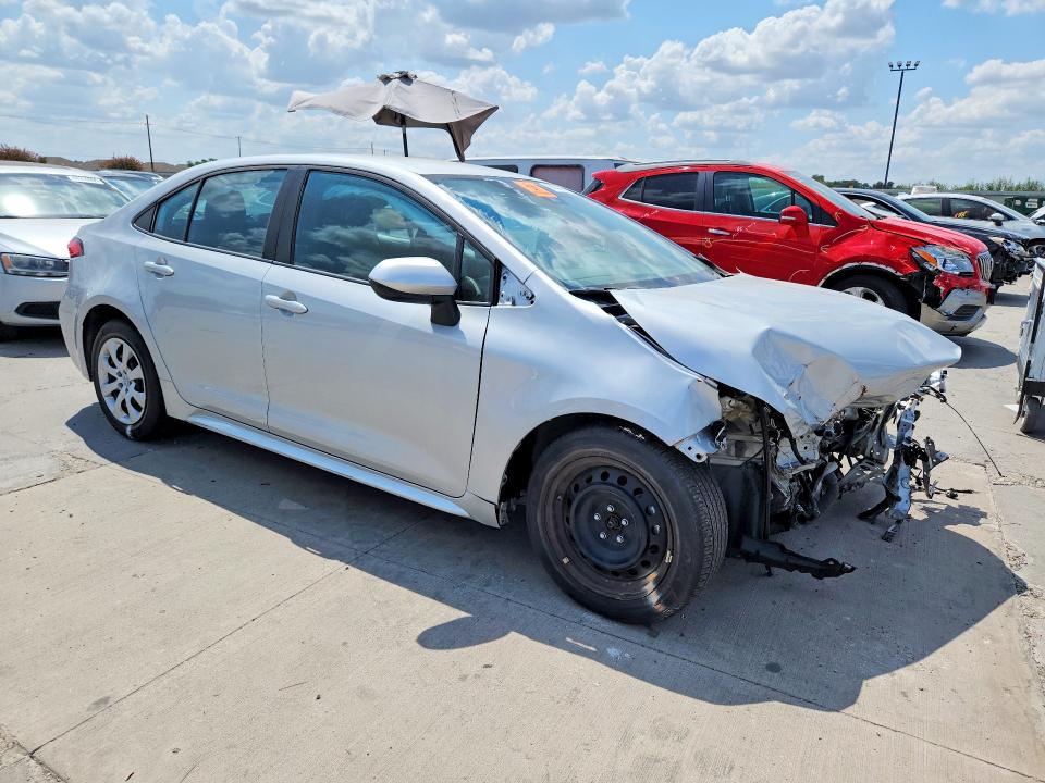 Photo 4 from auction – 2022 TOYOTA COROLLA with VIN 5YFEPMAE1NP324350