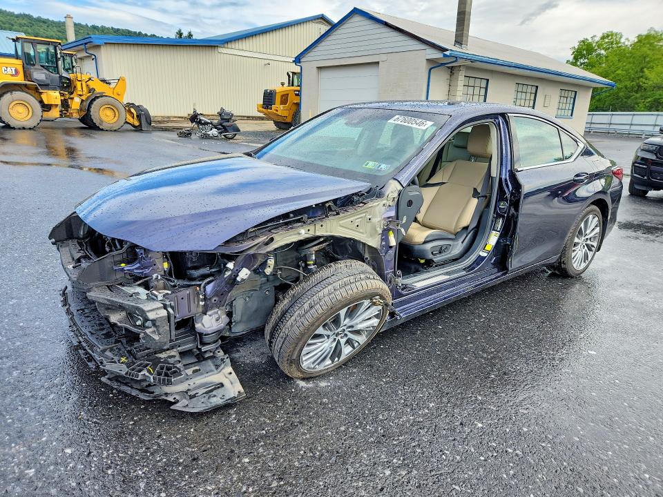 2020 LEXUS ES - Търг №67600546