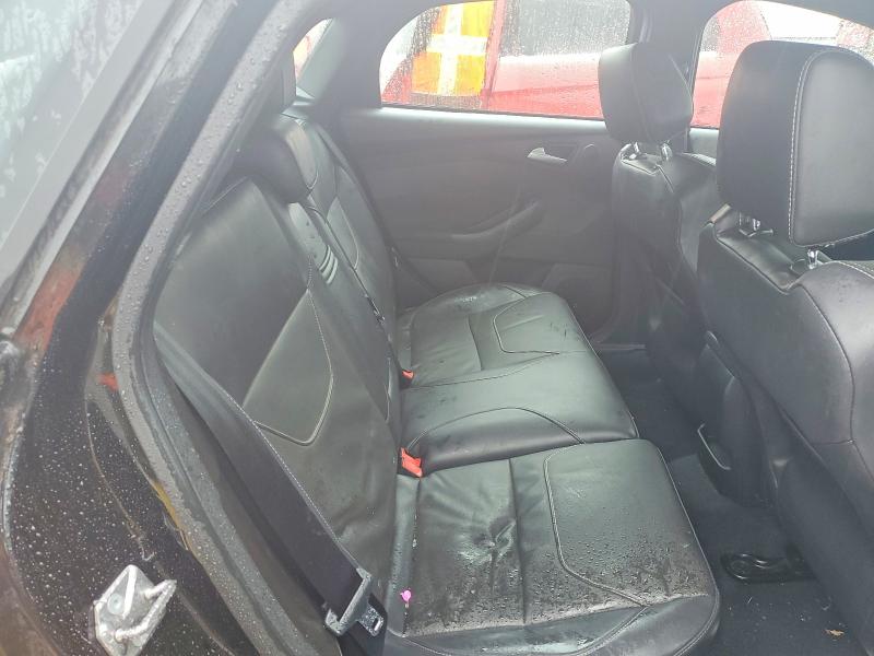 Foto 10 de la subasta – 2016 FORD FOCUS con VIN 1FADP3L92GL343108