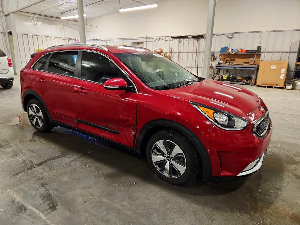 Photo 4 from auction – 2017 KIA NIRO with VIN KNDCC3LC6H5086716