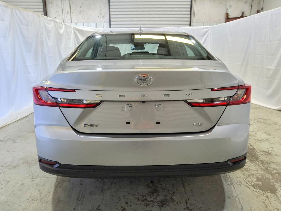 Photo 6 from auction – 2025 TOYOTA CAMRY with VIN 4T1DAACK1SU085312