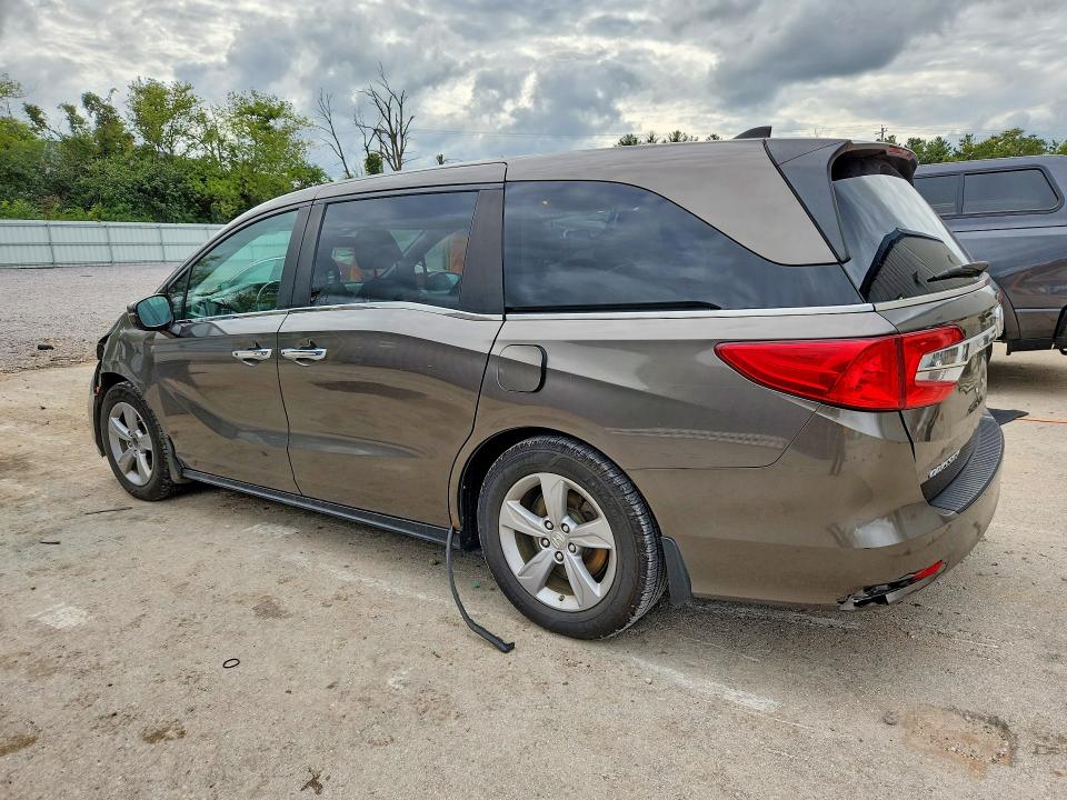 Photo 2 from auction – 2019 HONDA ODYSSEY with VIN 5FNRL6H79KB019136