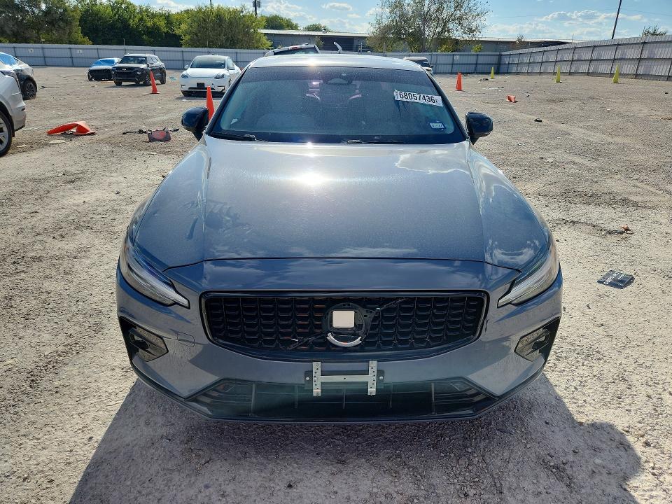 صورة رقم 5 من المزاد - 2024 VOLVO S60 مع VIN 7JRL12FK7RG299944