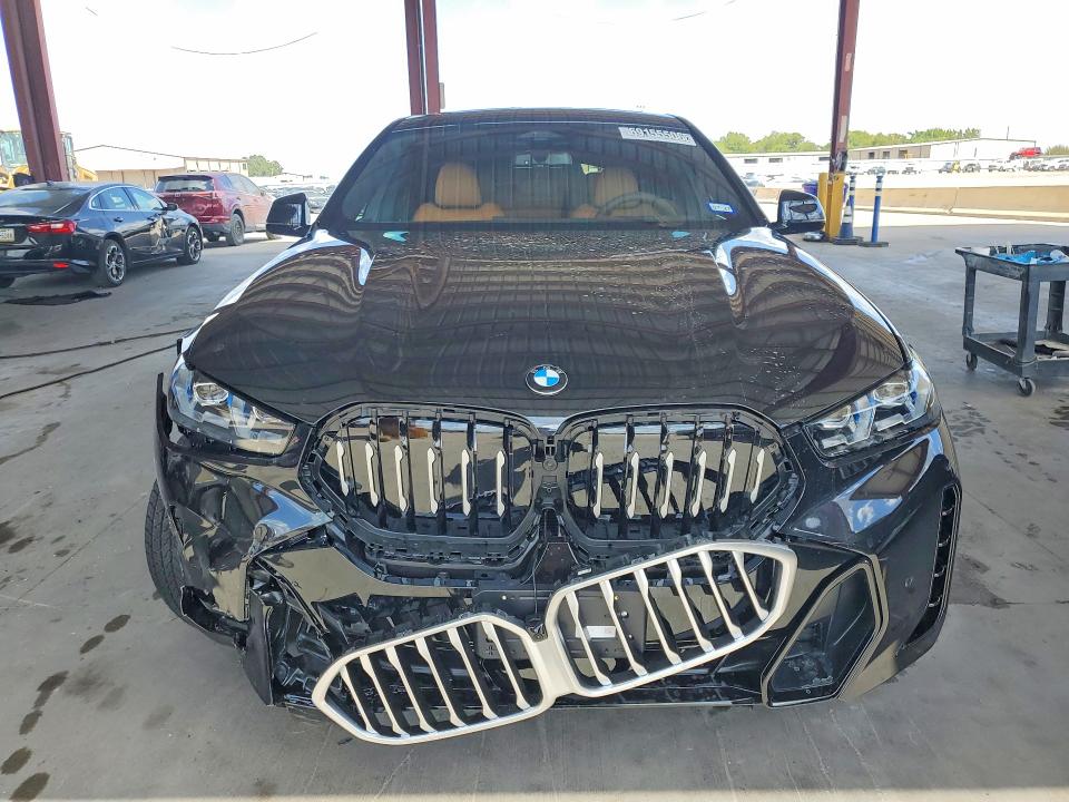 صورة رقم 5 من المزاد - 2027 BMW X6 مع VIN 5UX33EX00V9572596