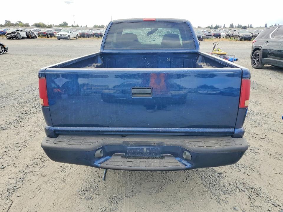 Photo 6 from auction – 2001 CHEVROLET S 10 with VIN 1GCCS19W818103335