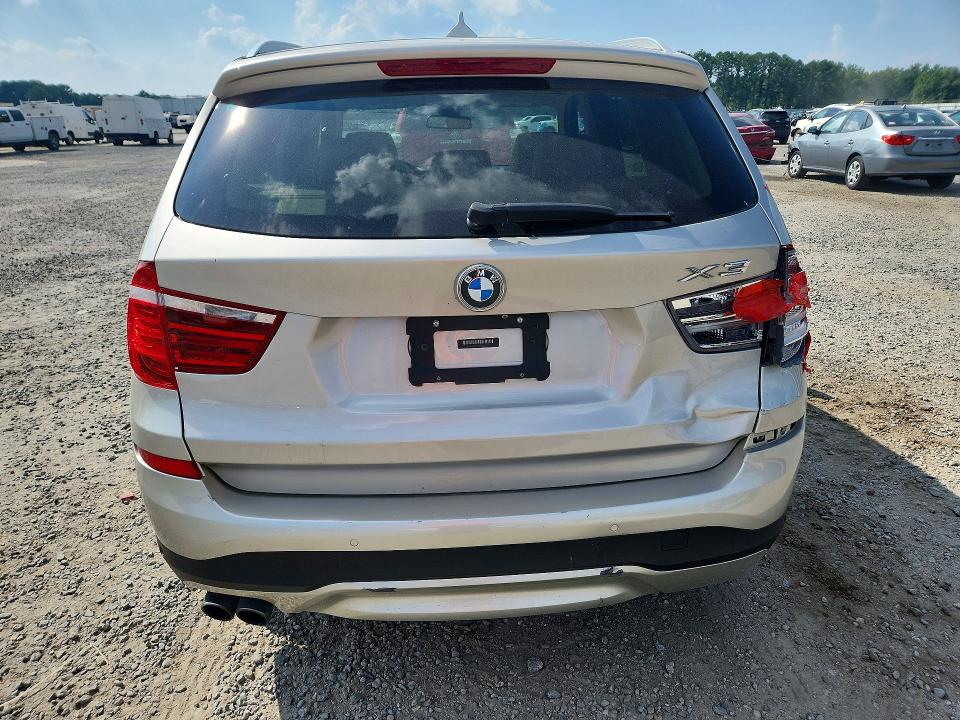 Foto 6 de la subasta – 2015 BMW X3 con VIN 5UXWX9C53F0D47074