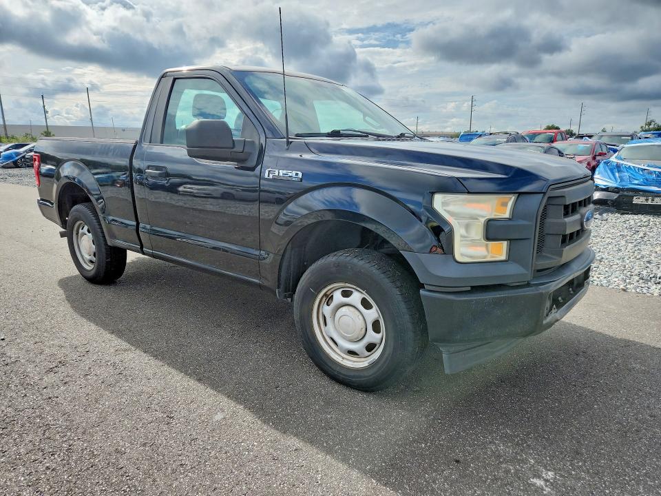 Снимка 4 от търг – 2017 FORD F150 с VIN 1FTMF1C81HFA57548