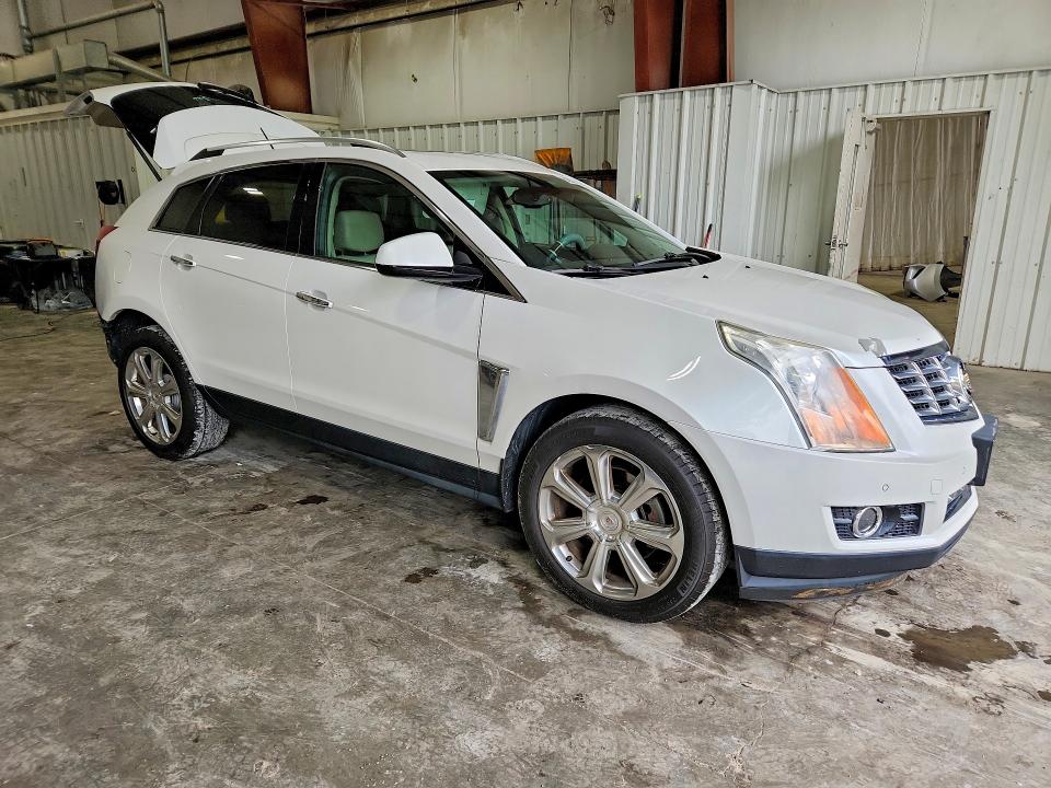 Photo 4 from auction – 2015 CADILLAC SRX with VIN 3GYFNGE34FS545704