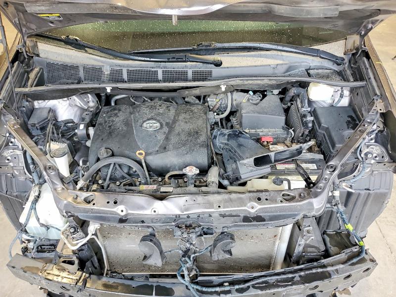 Photo 12 from auction – 2019 TOYOTA SIENNA with VIN 5TDYZ3DC6KS019909