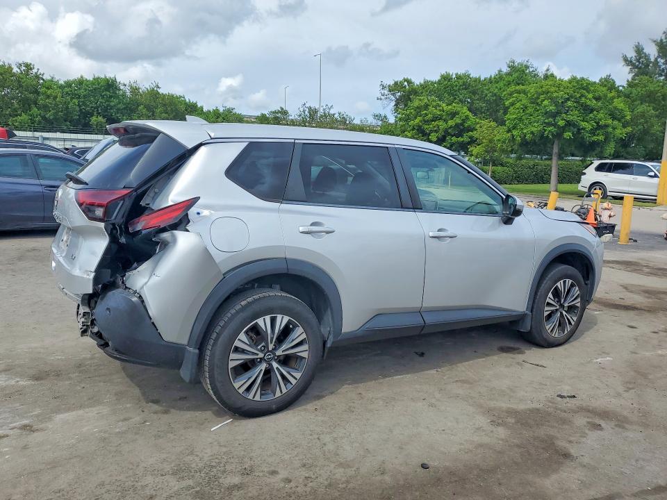 Photo 3 from auction – 2022 NISSAN ROGUE with VIN 5N1BT3BA0NC681706