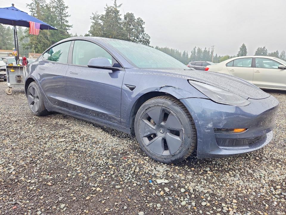 صورة رقم 4 من المزاد - 2022 TESLA MODEL 3 مع VIN 5YJ3E1EA4NF339178