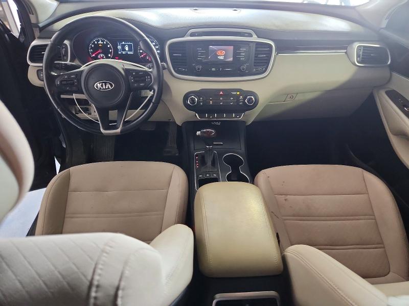 Photo 8 from auction – 2016 KIA SORENTO with VIN 5XYPGDA31GG057919