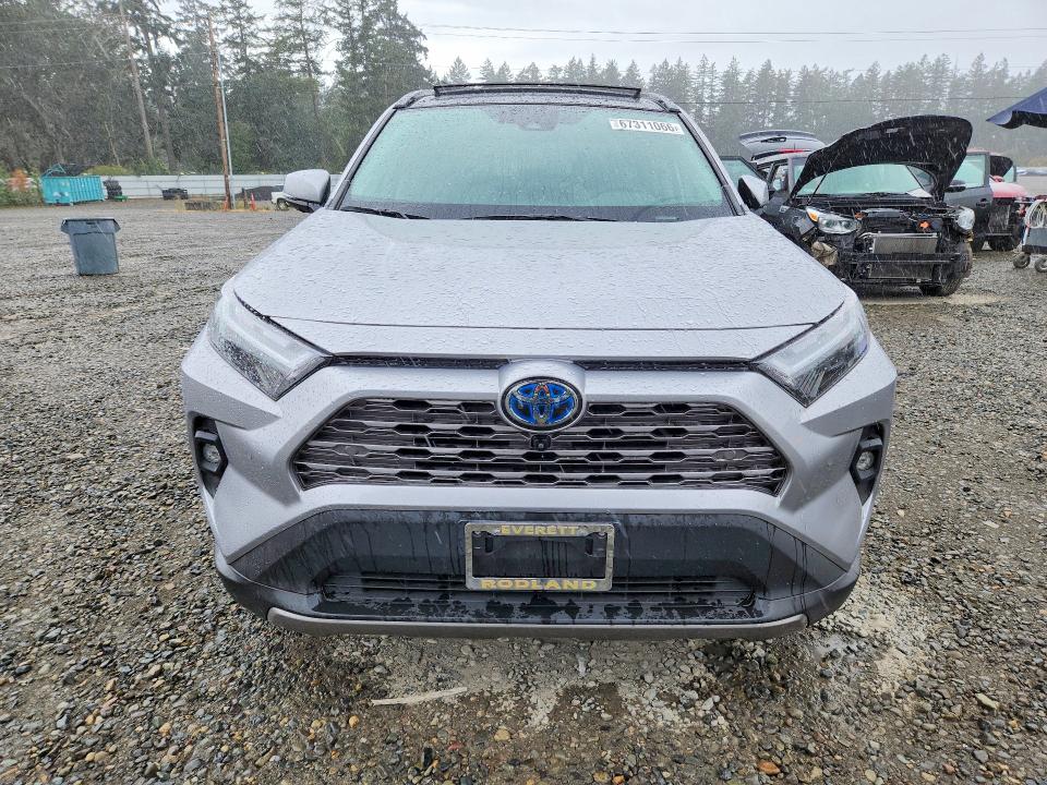 Снимка 5 от търг – 2023 TOYOTA RAV4 с VIN 4T3D6RFVXPU133491