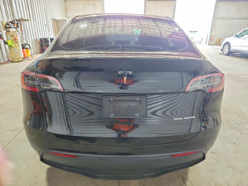 Photo 6 from auction – 2025 TESLA MODEL Y with VIN 7SAYGDEE2SF297905