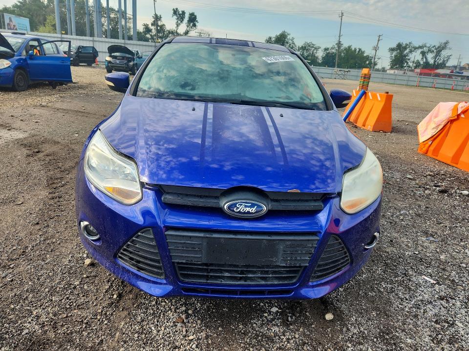 Photo 5 from auction – 2014 FORD FOCUS with VIN 1FADP3F29EL335485