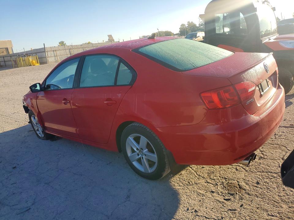 Foto 2 de la subasta – 2011 VOLKSWAGEN JETTA con VIN 3VWLL7AJ5BM127862