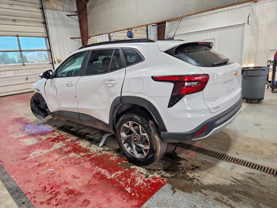Photo 2 from auction – 2026 CHEVROLET TRAX with VIN KL77LHEP2TC161332
