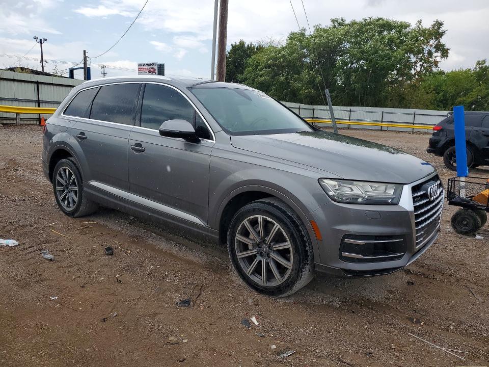 Photo 4 from auction – 2017 AUDI Q7 with VIN WA1LAAF79HD023280