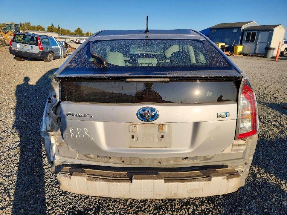 Photo 6 from auction – 2014 TOYOTA PRIUS with VIN JTDKN3DU7E1763238