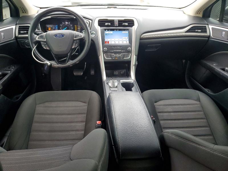 Photo 8 from auction – 2019 FORD FUSION with VIN 3FA6P0T97KR239778