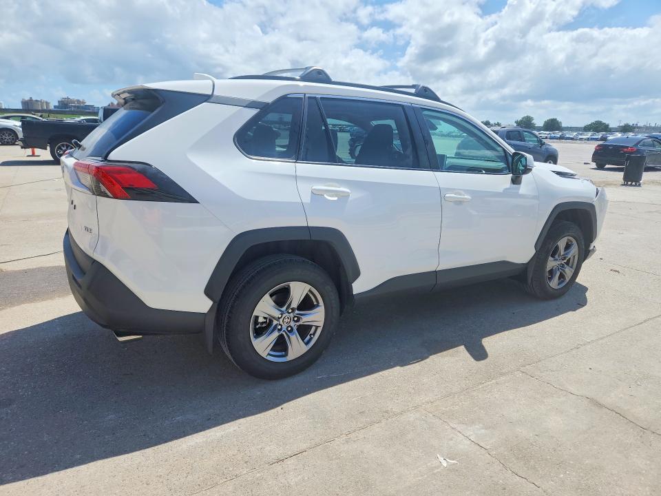 Photo 3 from auction – 2024 TOYOTA RAV4 with VIN 2T3W1RFV2RC268864