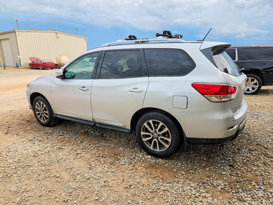 Photo 2 from auction – 2013 NISSAN PATHFINDER with VIN 5N1AR2MM6DC680005