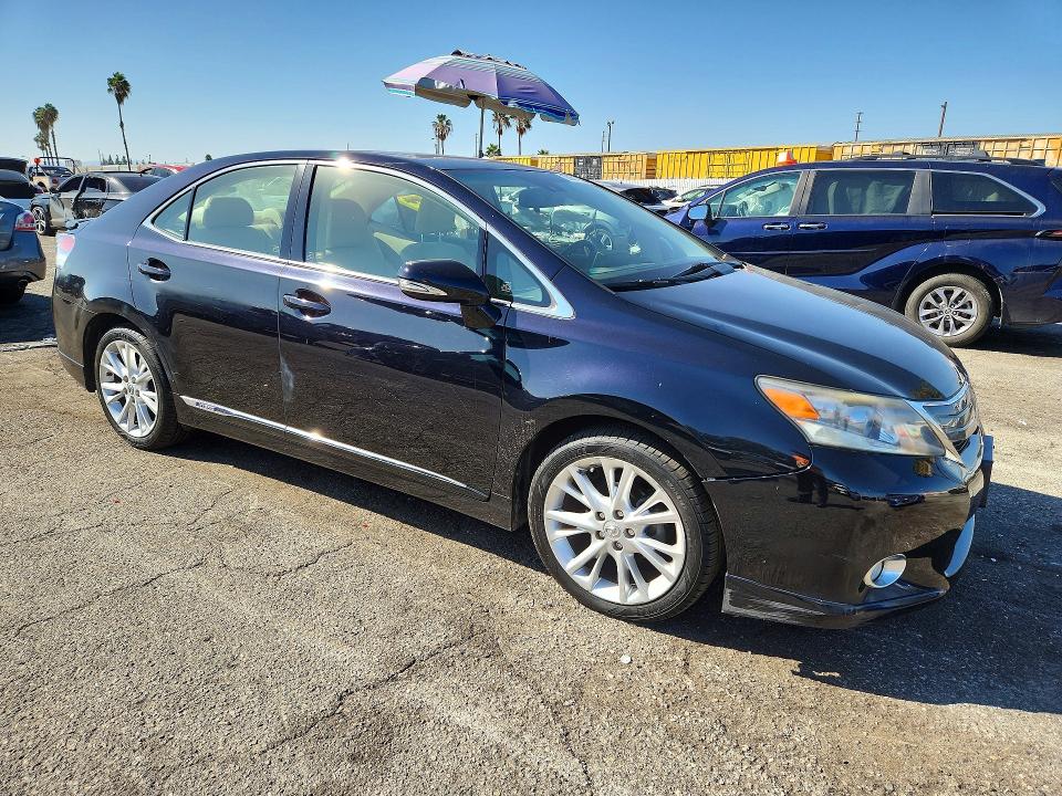Photo 4 from auction – 2010 LEXUS HS with VIN JTHBB1BA8A2003196