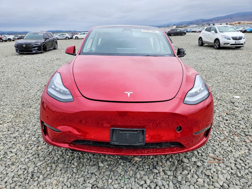 Снимка 5 от търг – 2022 TESLA MODEL Y с VIN 7SAYGDEE2NF371117