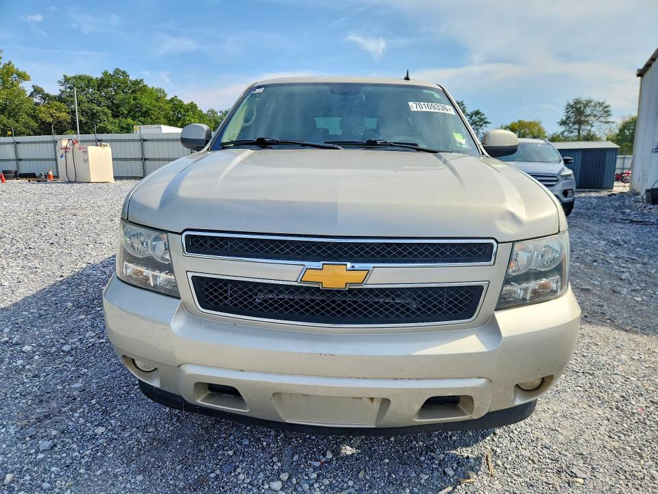 Zdjęcie 5 z aukcji – 2014 CHEVROLET SUBURBAN z VIN 1GNSCJE02ER205361