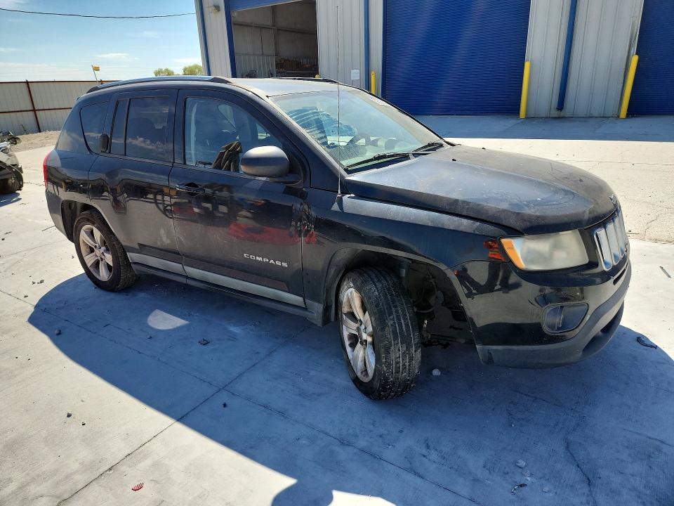 Фото 4 с аукциона – 2012 JEEP COMPASS с VIN 1C4NJCBA0CD502501