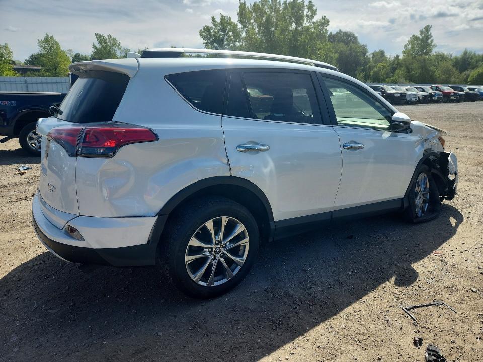Photo 3 from auction – 2016 TOYOTA RAV4 with VIN JTMDFREV1GD184201