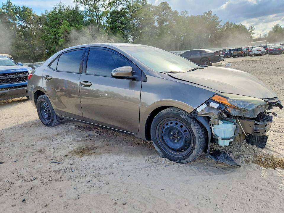 Photo 4 from auction – 2017 TOYOTA COROLLA with VIN 5YFBURHE1HP717980