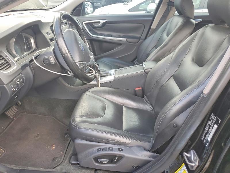 Photo 7 from auction – 2015 VOLVO V60 with VIN YV140MEK2F1242384