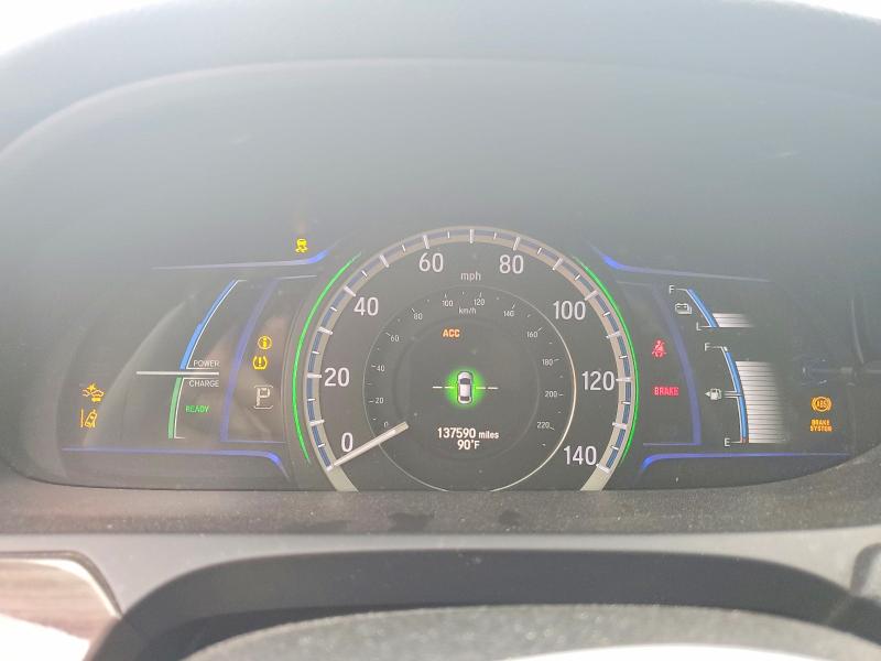 Photo 9 from auction – 2017 HONDA ACCORD with VIN JHMCR6F56HC025745