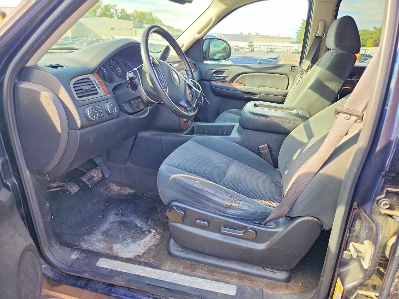 Photo 7 from auction – 2008 CHEVROLET SUBURBAN with VIN 3GNFK16358G173054