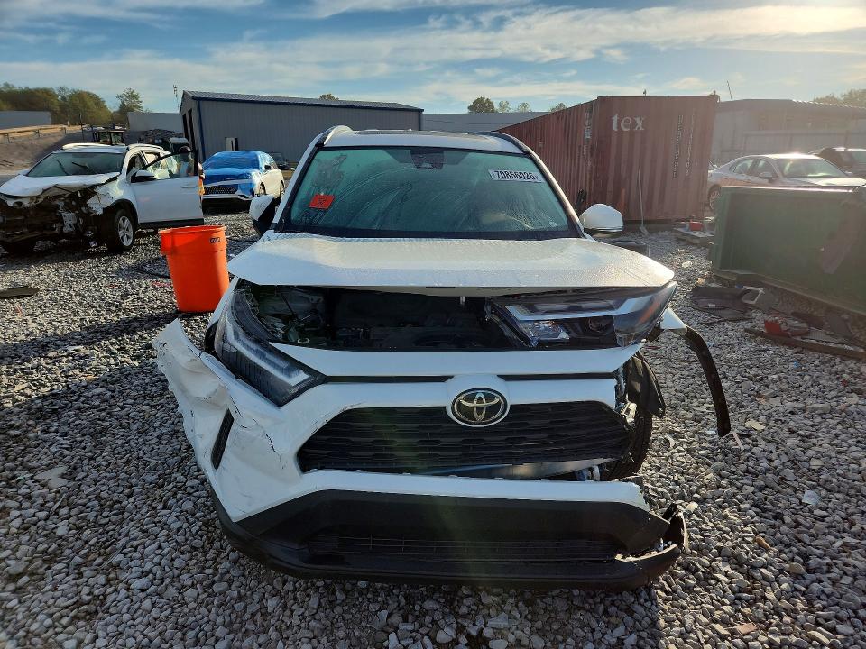 Снимка 5 от търг – 2024 TOYOTA RAV4 с VIN 2T3W1RFV4RW357804