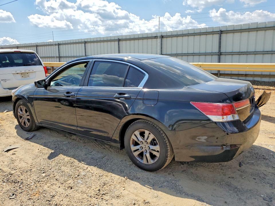 Фото 2 с аукциона – 2012 HONDA ACCORD с VIN 1HGCP2F44CA150871