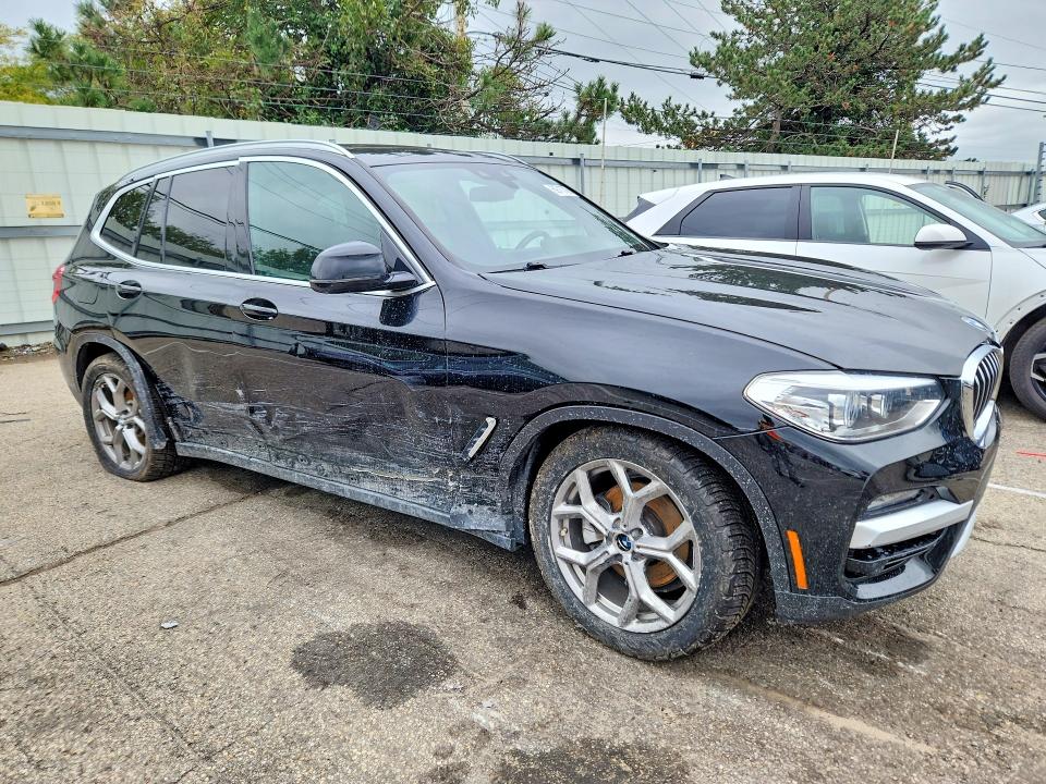 Снимка 4 от търг – 2021 BMW X3 с VIN 5UXTY5C08M9F12607