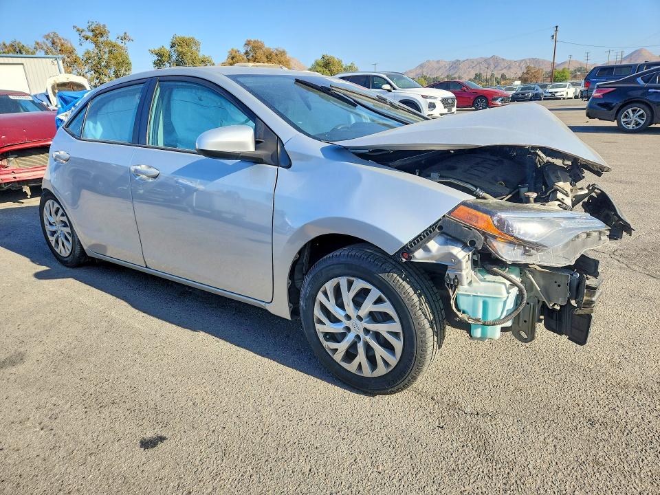 Photo 4 from auction – 2017 TOYOTA COROLLA with VIN 5YFBURHE9HP679771