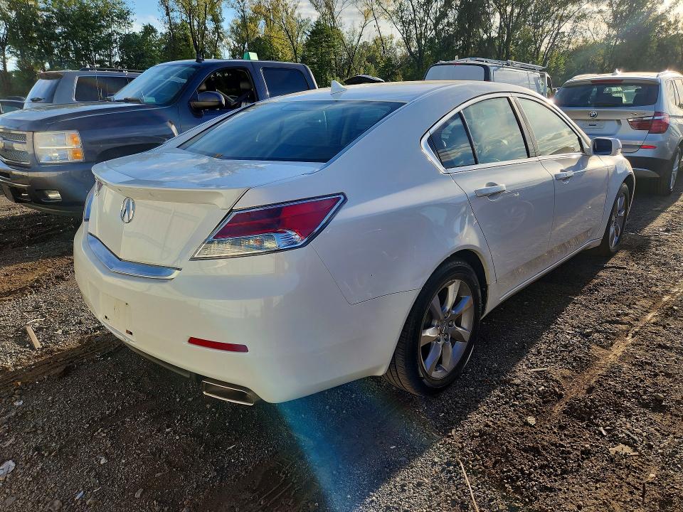 Photo 3 from auction – 2013 ACURA TL with VIN 19UUA8F5XCA029098