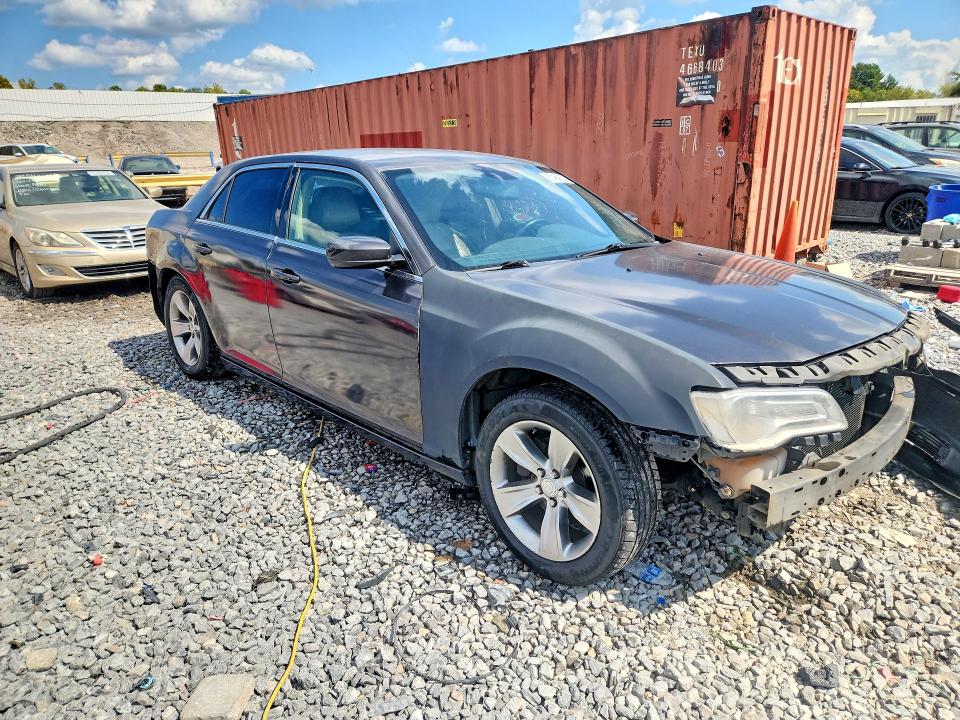 Photo 4 from auction – 2014 CHRYSLER 300 with VIN 2C3CCAAG8EH211606