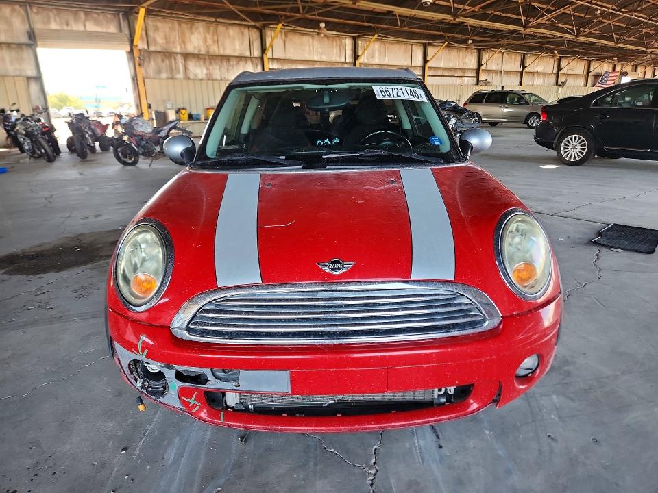 Photo 5 from auction – 2010 MINI COOPER with VIN WMWML3C57ATX37159