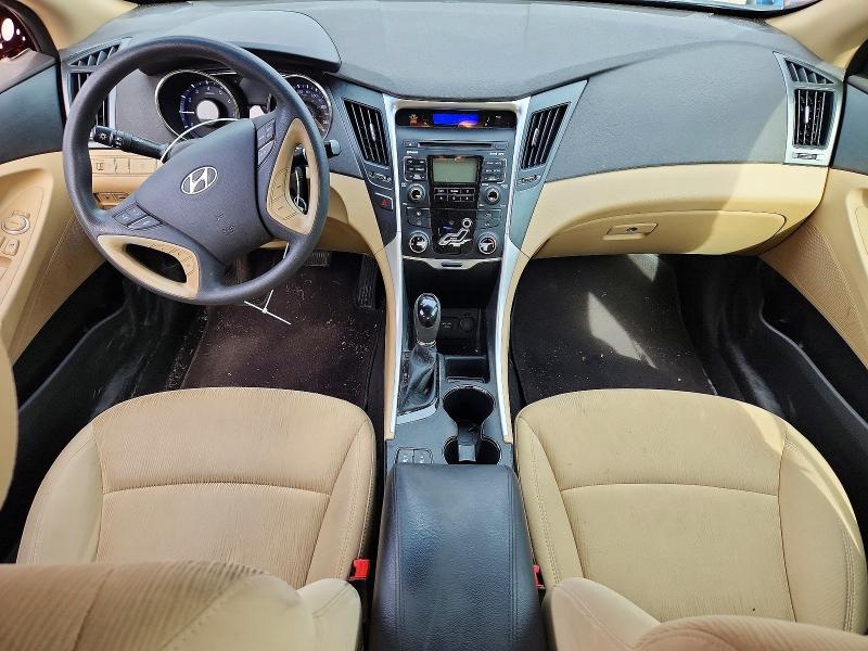 Photo 8 from auction – 2011 HYUNDAI SONATA with VIN 5NPEB4AC9BH137377