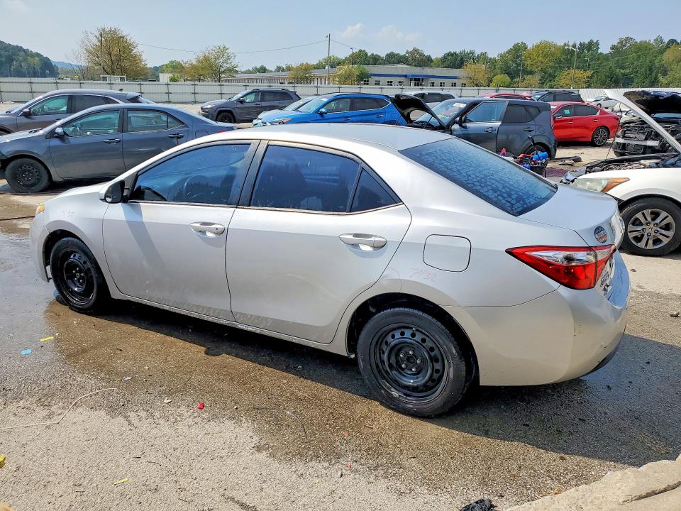 Снимка 2 от търг – 2015 TOYOTA COROLLA с VIN 2T1BURHE9FC256167