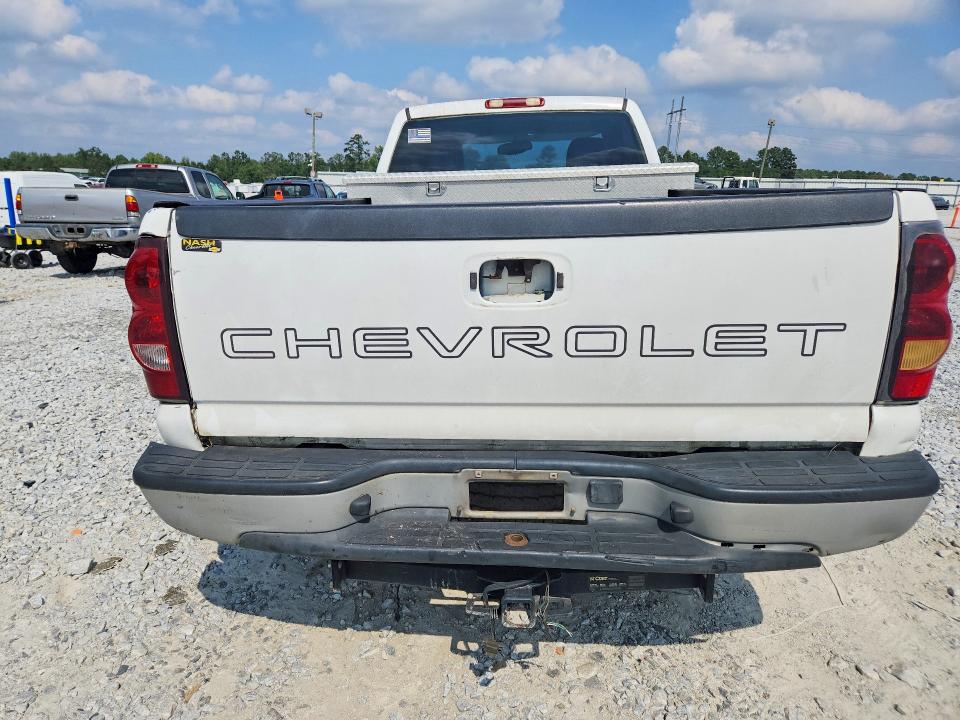 Photo 6 from auction – 2004 CHEVROLET SILVERADO with VIN 1GCEC14V94Z130062